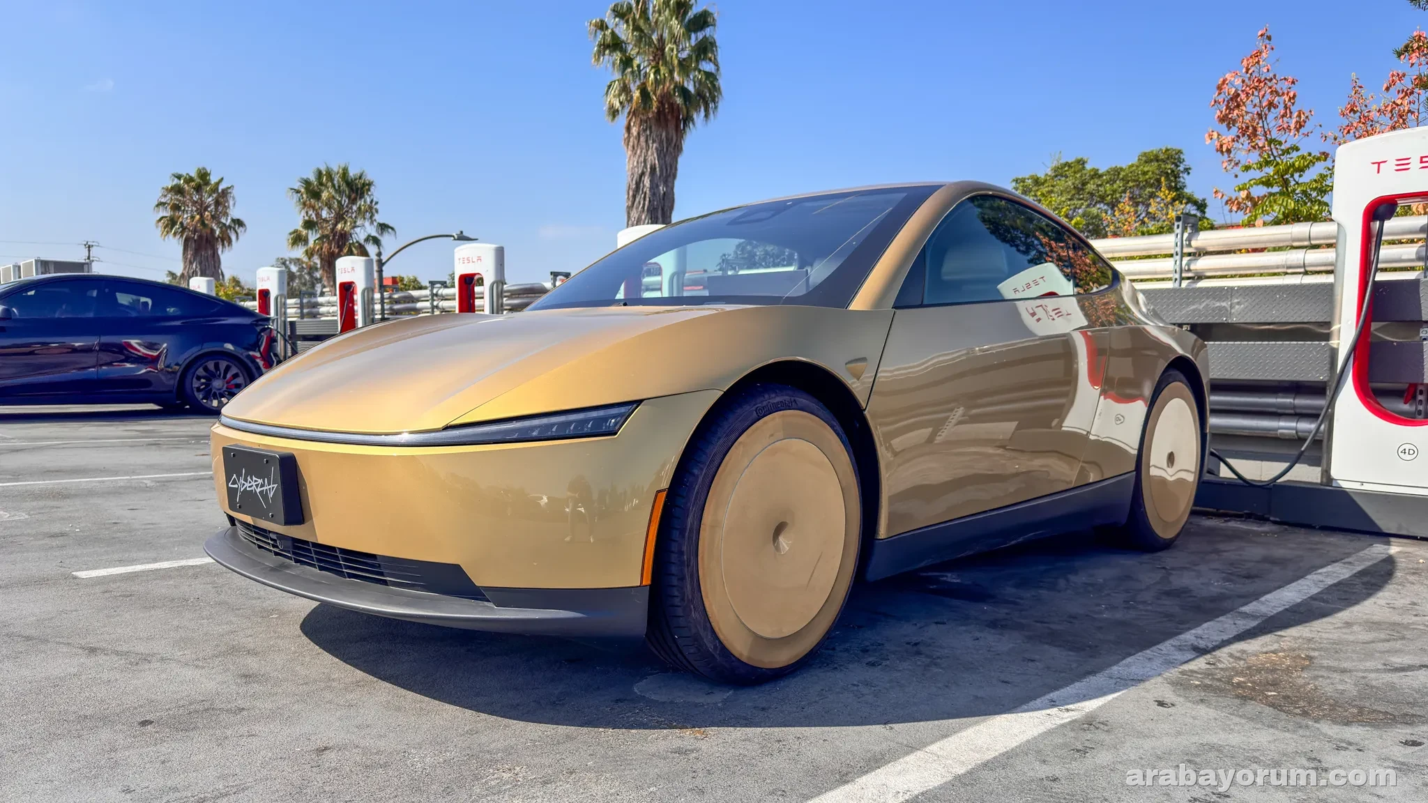 2027 Tesla Cybercab Elektrikli Robotaksi Türkiye’de Satılıyor mu?