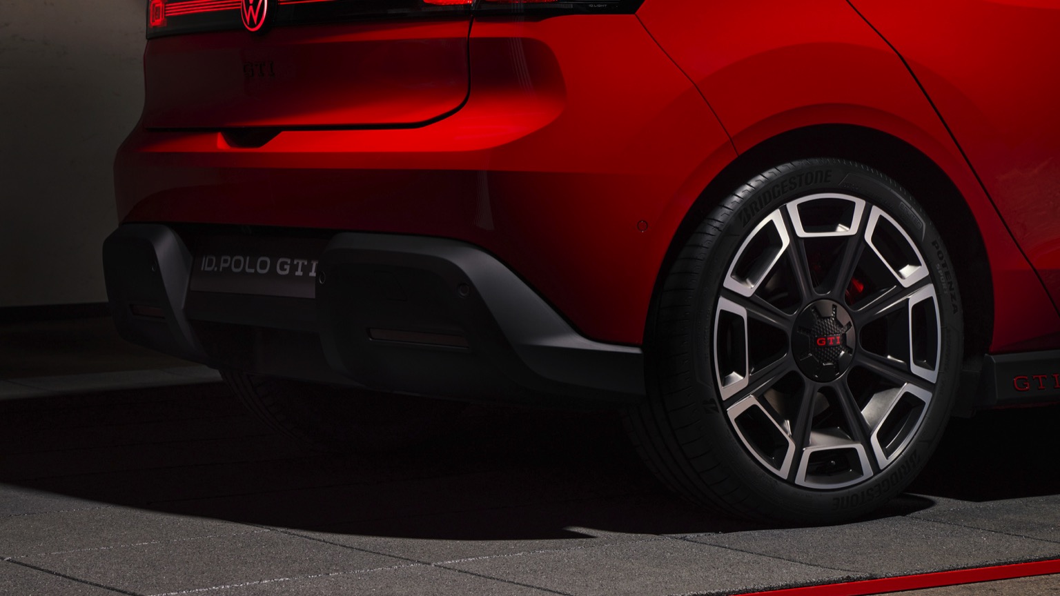 Volkswagen ID. Polo GTI: 190 km/sa neyi değiştiriyor? - fotoğraf 27