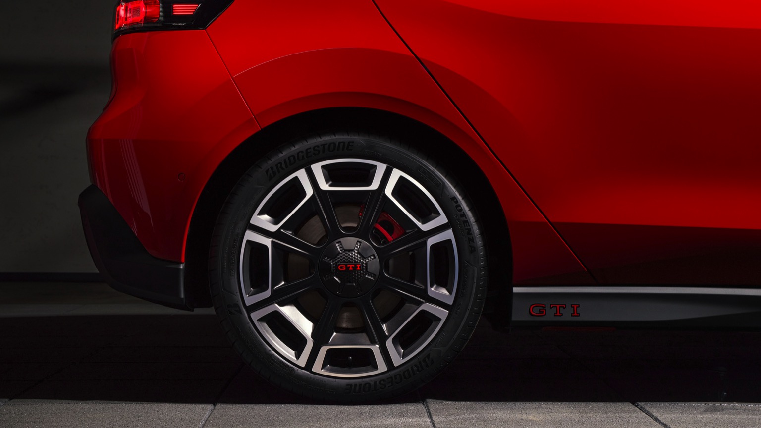 Volkswagen ID. Polo GTI: 190 km/sa neyi değiştiriyor? - fotoğraf 28