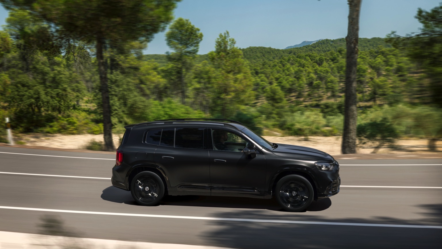 Mercedes-Benz GLB 200: 58 kWh, 800 Volt ve 431 km WLTP - fotoğraf 12
