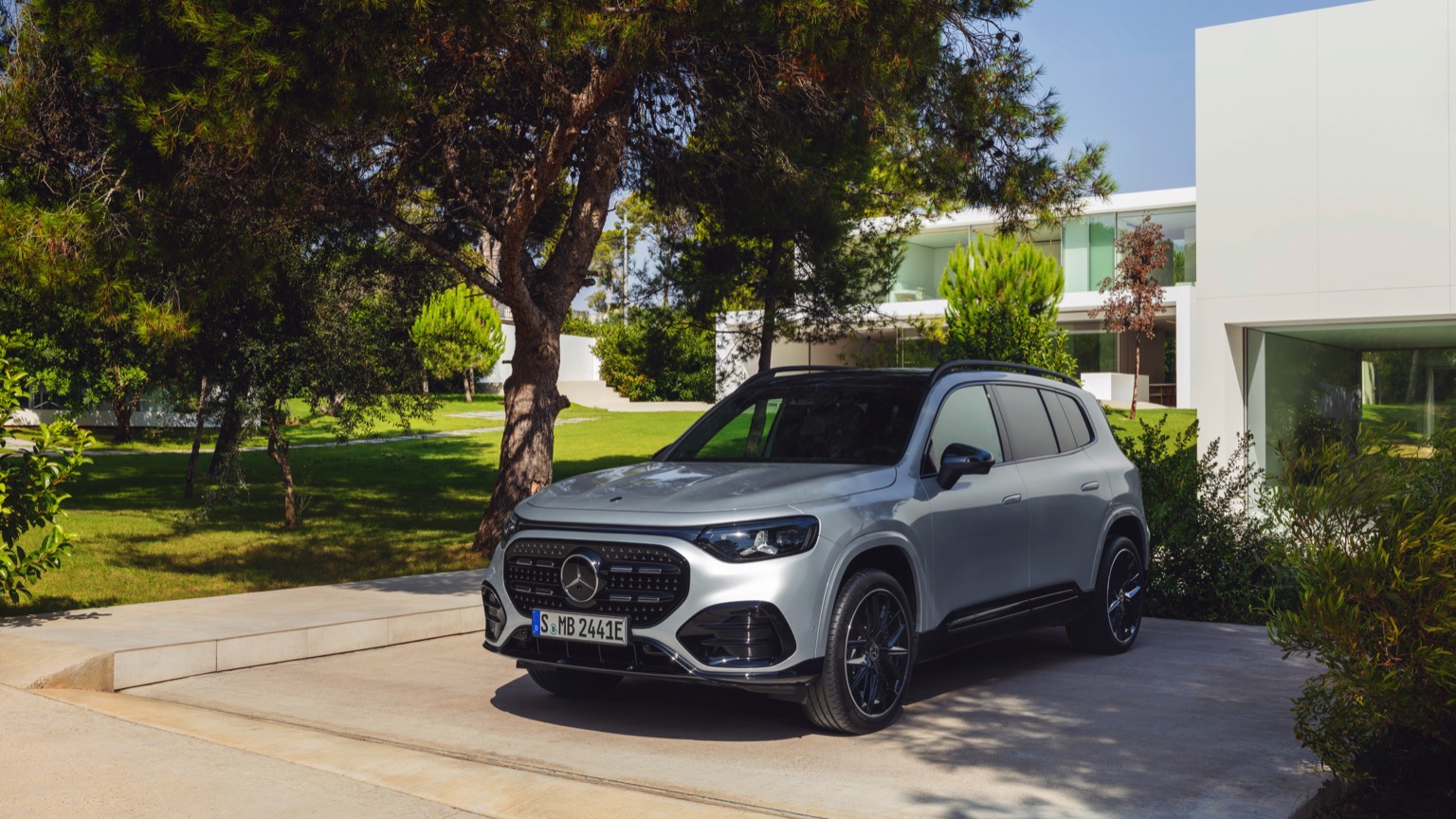 Mercedes-Benz GLB 200: 58 kWh, 800 Volt ve 431 km WLTP - fotoğraf 18
