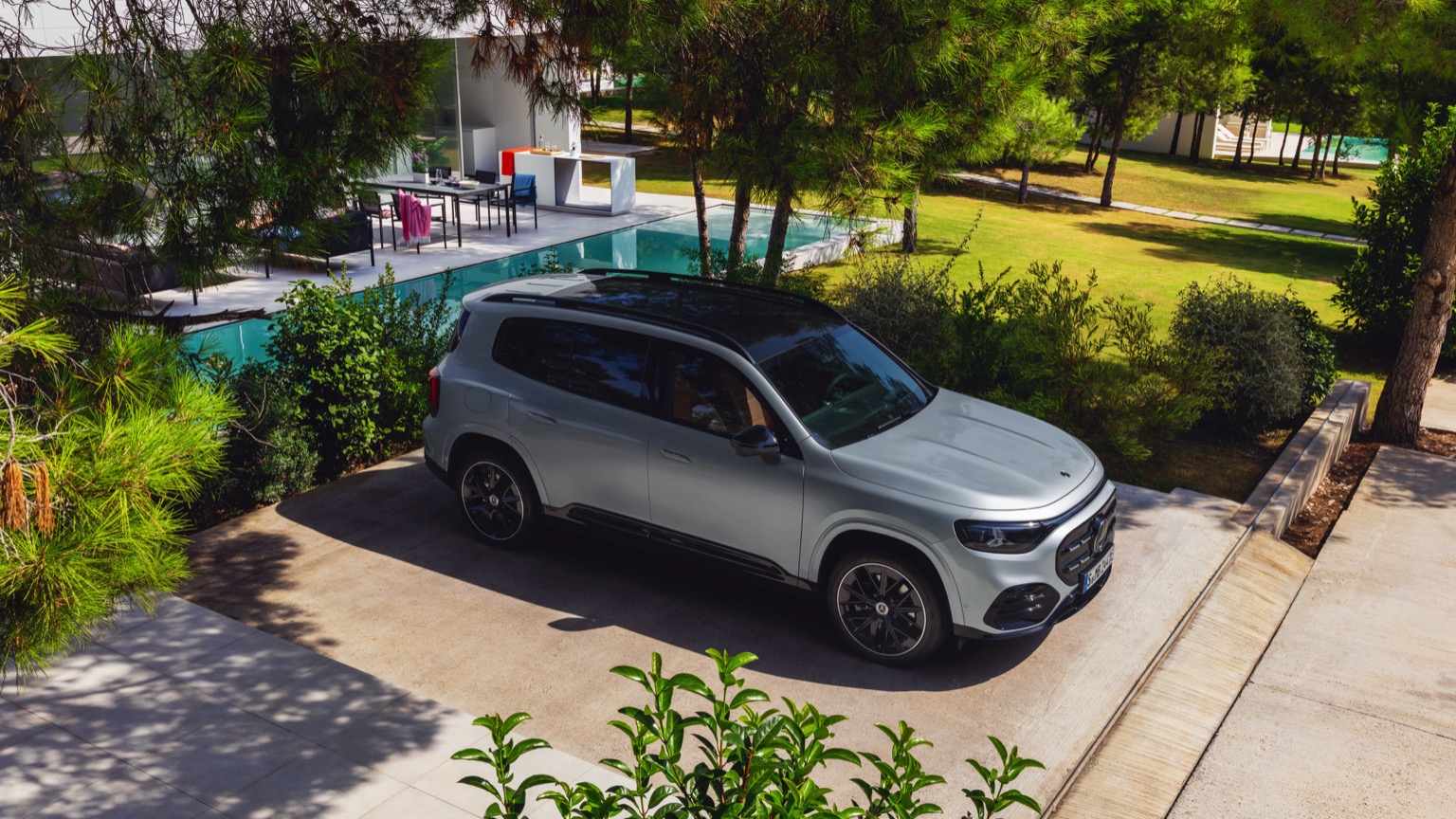 Mercedes-Benz GLB 200: 58 kWh, 800 Volt ve 431 km WLTP - fotoğraf 19