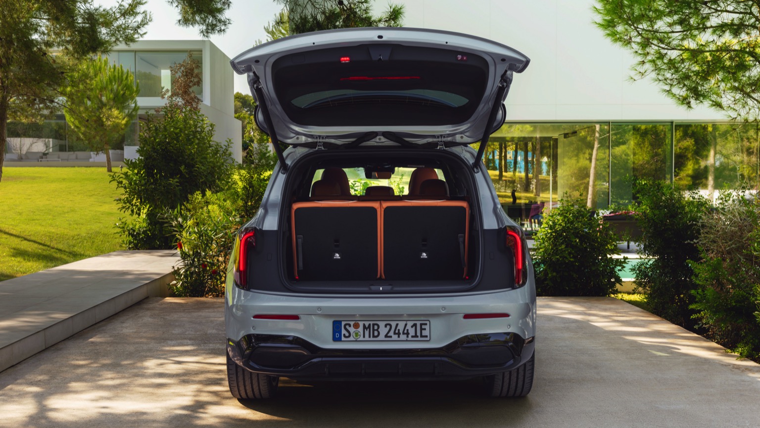 Mercedes-Benz GLB 200: 58 kWh, 800 Volt ve 431 km WLTP - fotoğraf 25