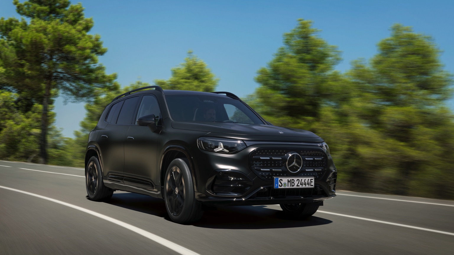 Mercedes-Benz GLB 250: 527 km WLTP ve 272 PS Motor - fotoğraf 14