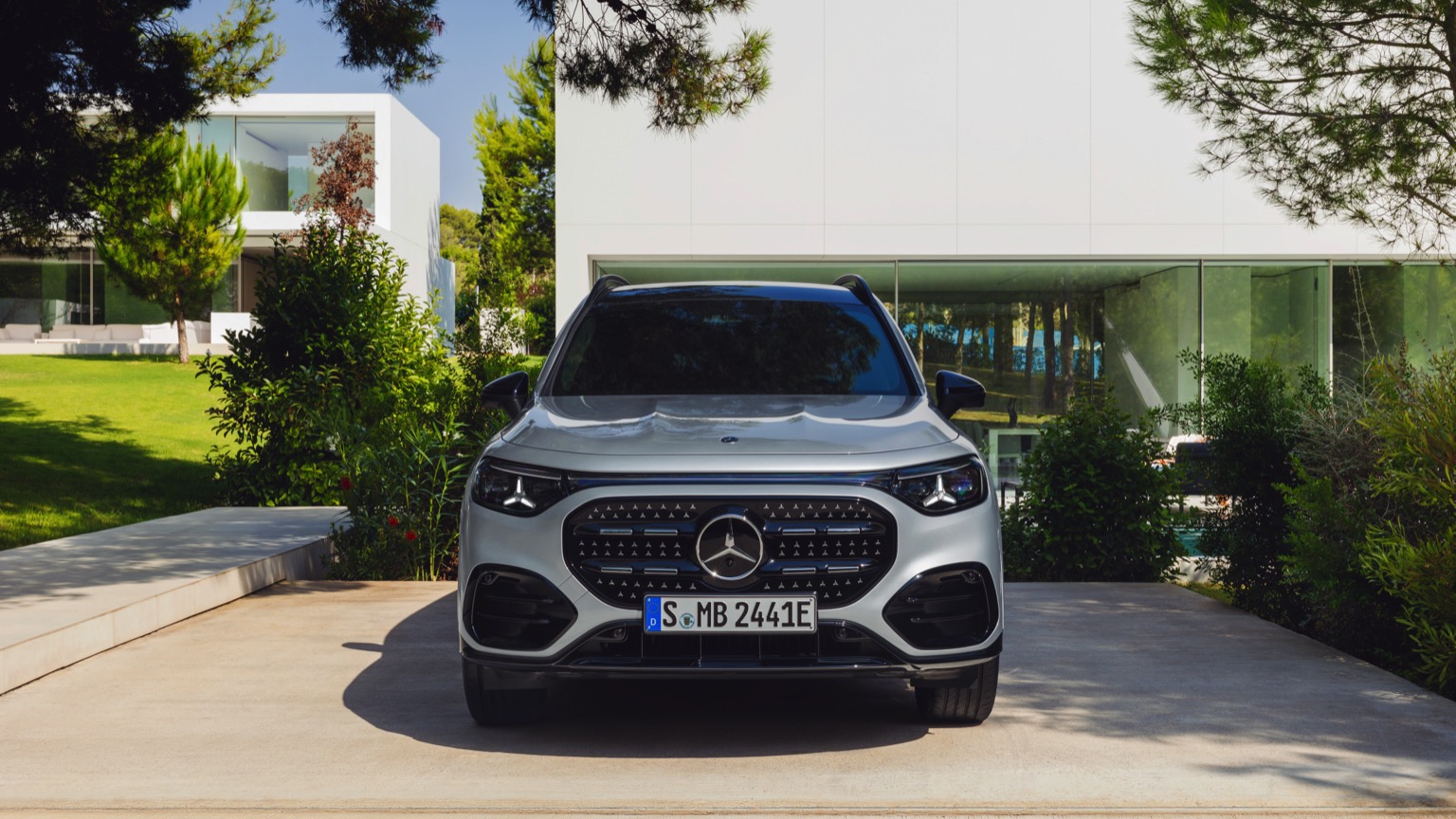Mercedes-Benz GLB 250: 527 km WLTP ve 272 PS Motor - fotoğraf 21