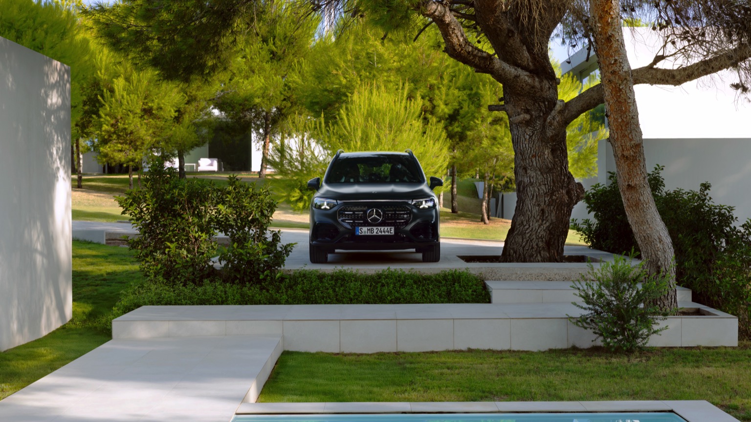 Mercedes-Benz GLB 250: 527 km WLTP ve 272 PS Motor - fotoğraf 34