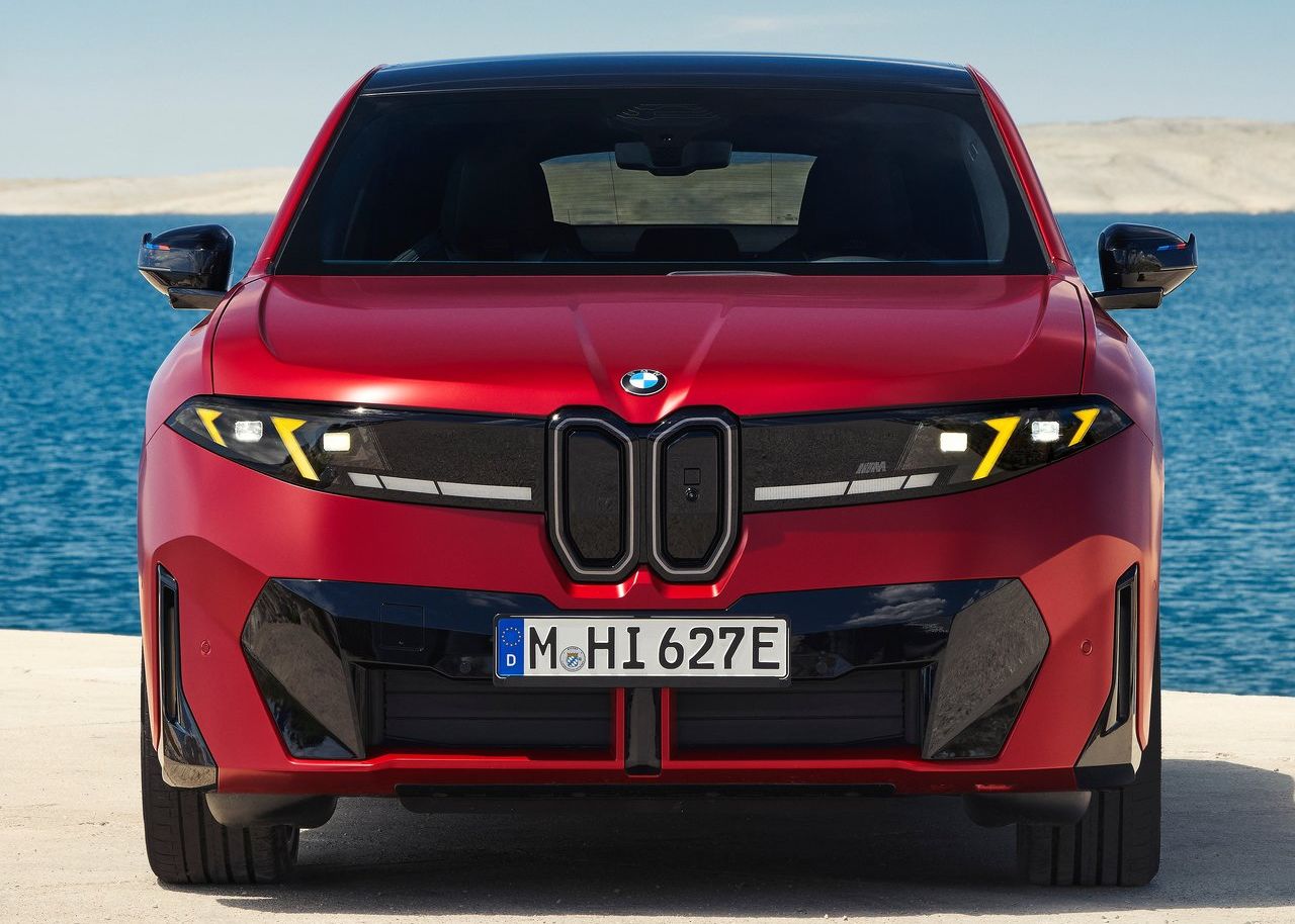 Yeni BMW iX4 M60 xDrive: 612 bg ve 777 km Menzil - fotoğraf 8