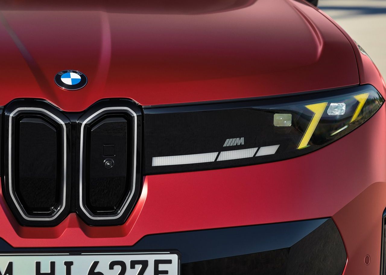 Yeni BMW iX4 M60 xDrive: 612 bg ve 777 km Menzil - fotoğraf 4
