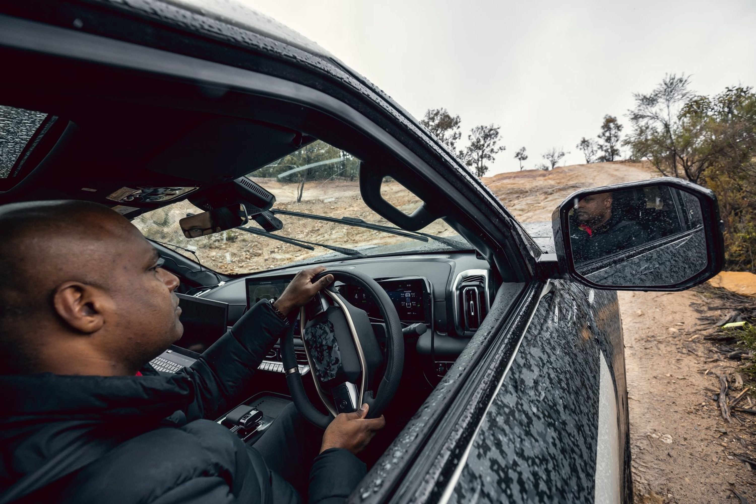 Yeni Nissan Navara Pro PHEV 2027 Incelemesi: 300 kW ve 800 Nm - fotoğraf 8