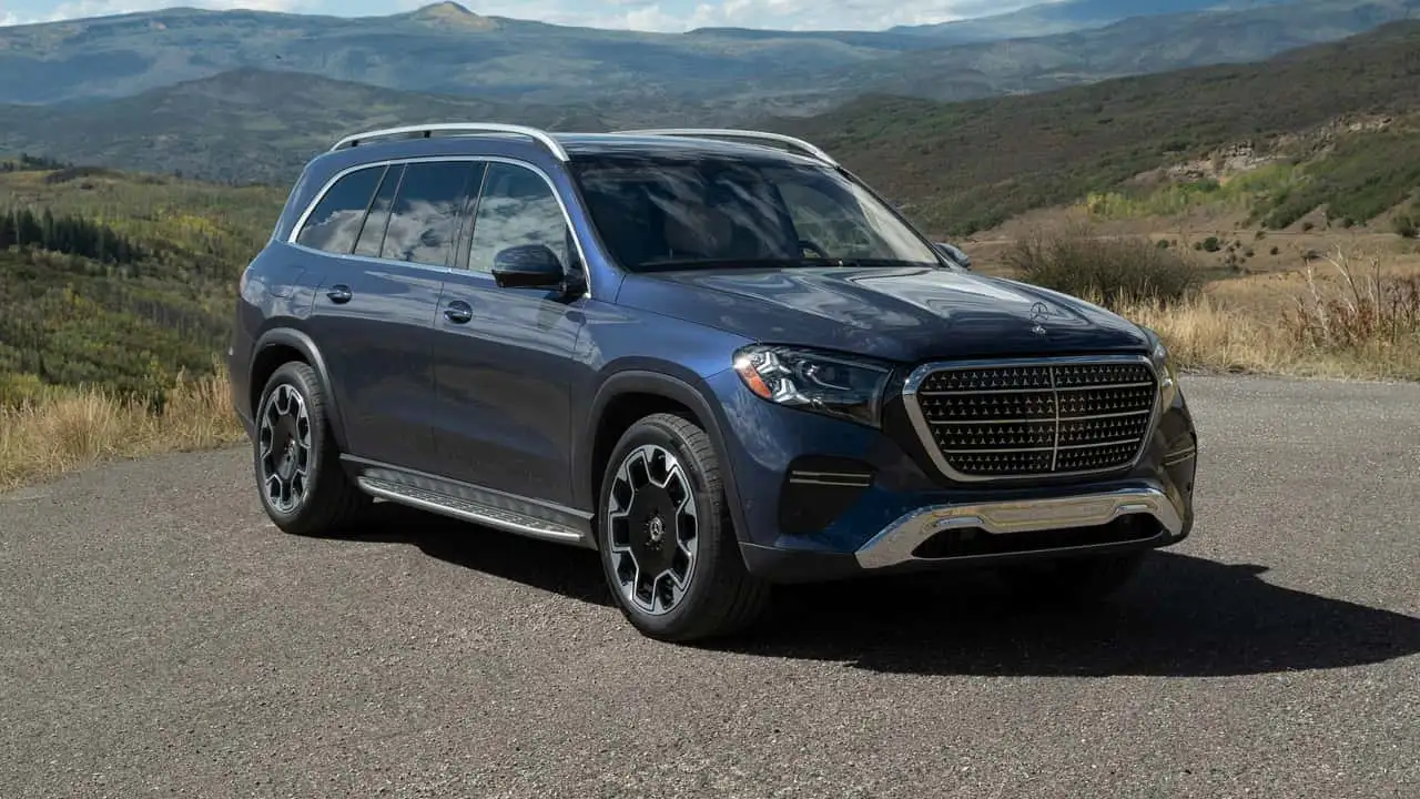 Yeni Mercedes-Benz GLS 2027: Yeni V8 ve 7 Koltuklu SUV - fotoğraf 12