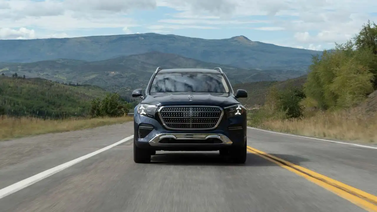 Yeni Mercedes-Benz GLS 2027: Yeni V8 ve 7 Koltuklu SUV - fotoğraf 3