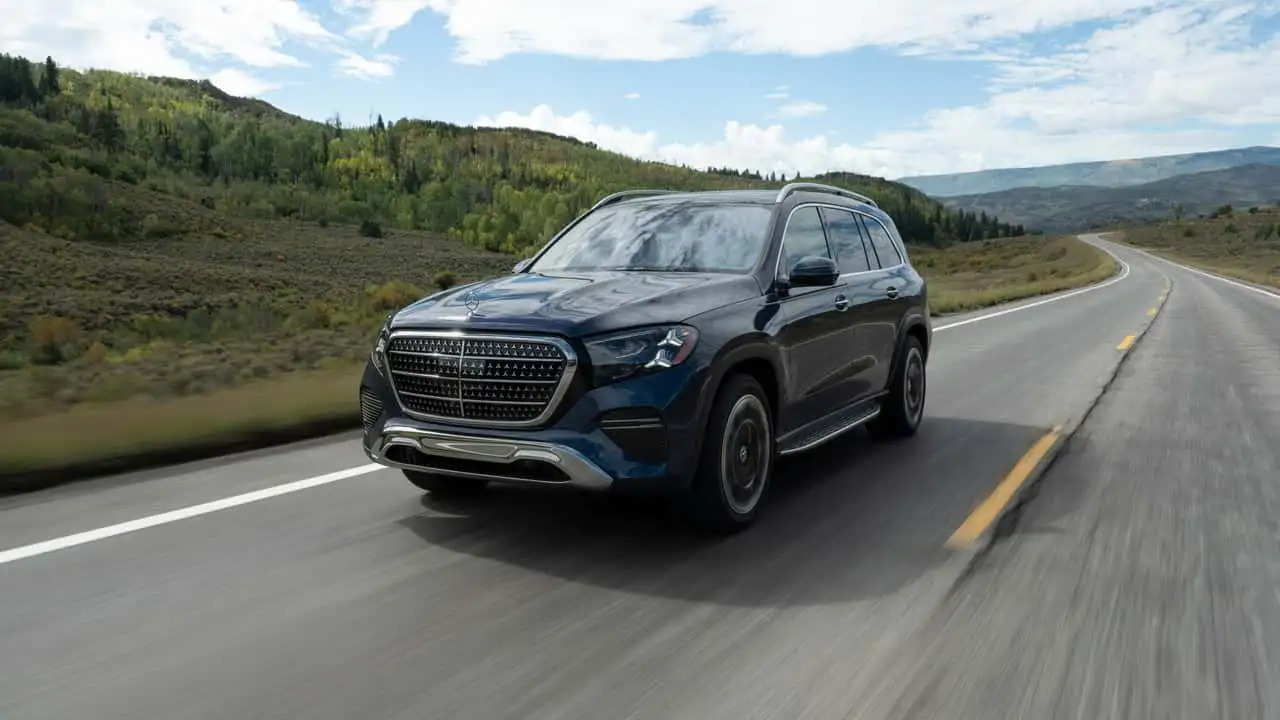 Yeni Mercedes-Benz GLS 2027: Yeni V8 ve 7 Koltuklu SUV - fotoğraf 7
