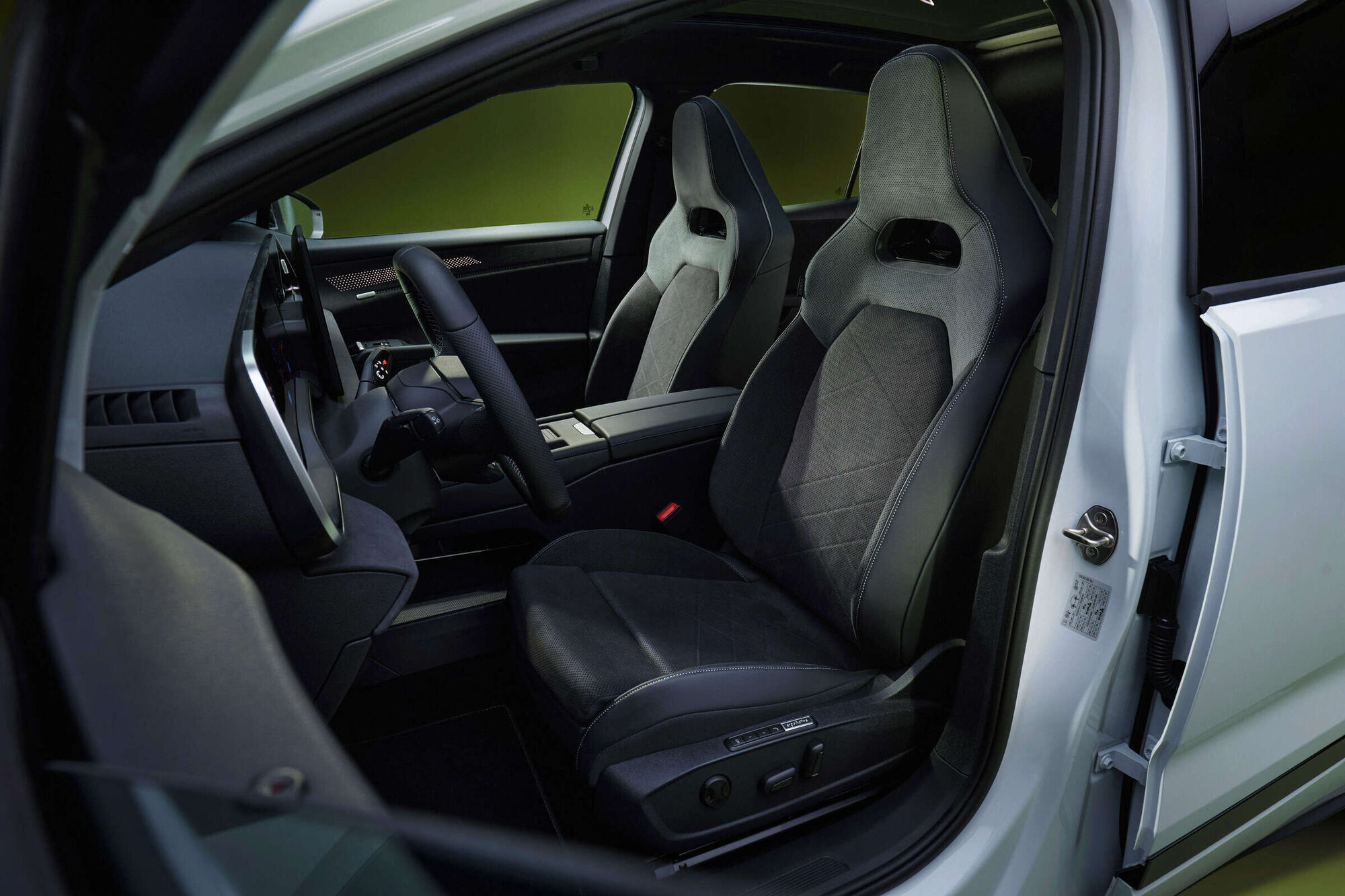 2027 Volkswagen ID. Tiguan VW Özellikleri ve Menzili - fotoğraf 13