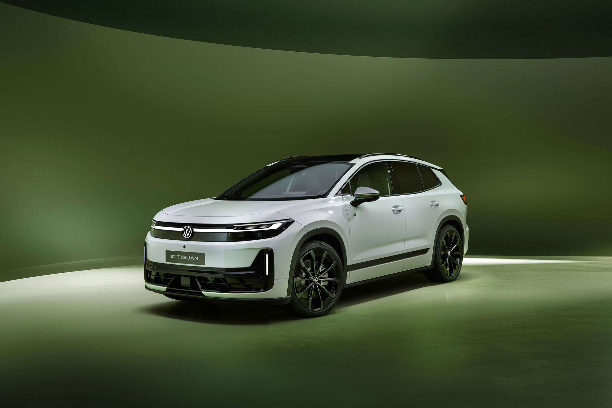 2027 Volkswagen ID. Tiguan VW Özellikleri ve Menzili - fotoğraf 9