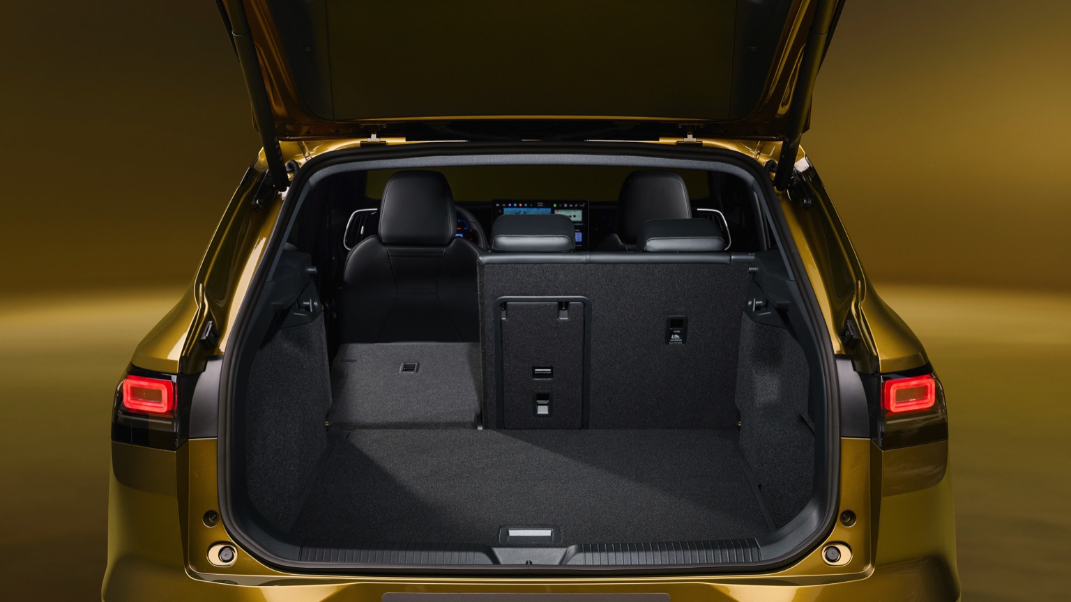 Volkswagen ID. Tiguan Pro 4MOTION Özellikleri ve Türkiye Durumu - fotoğraf 36
