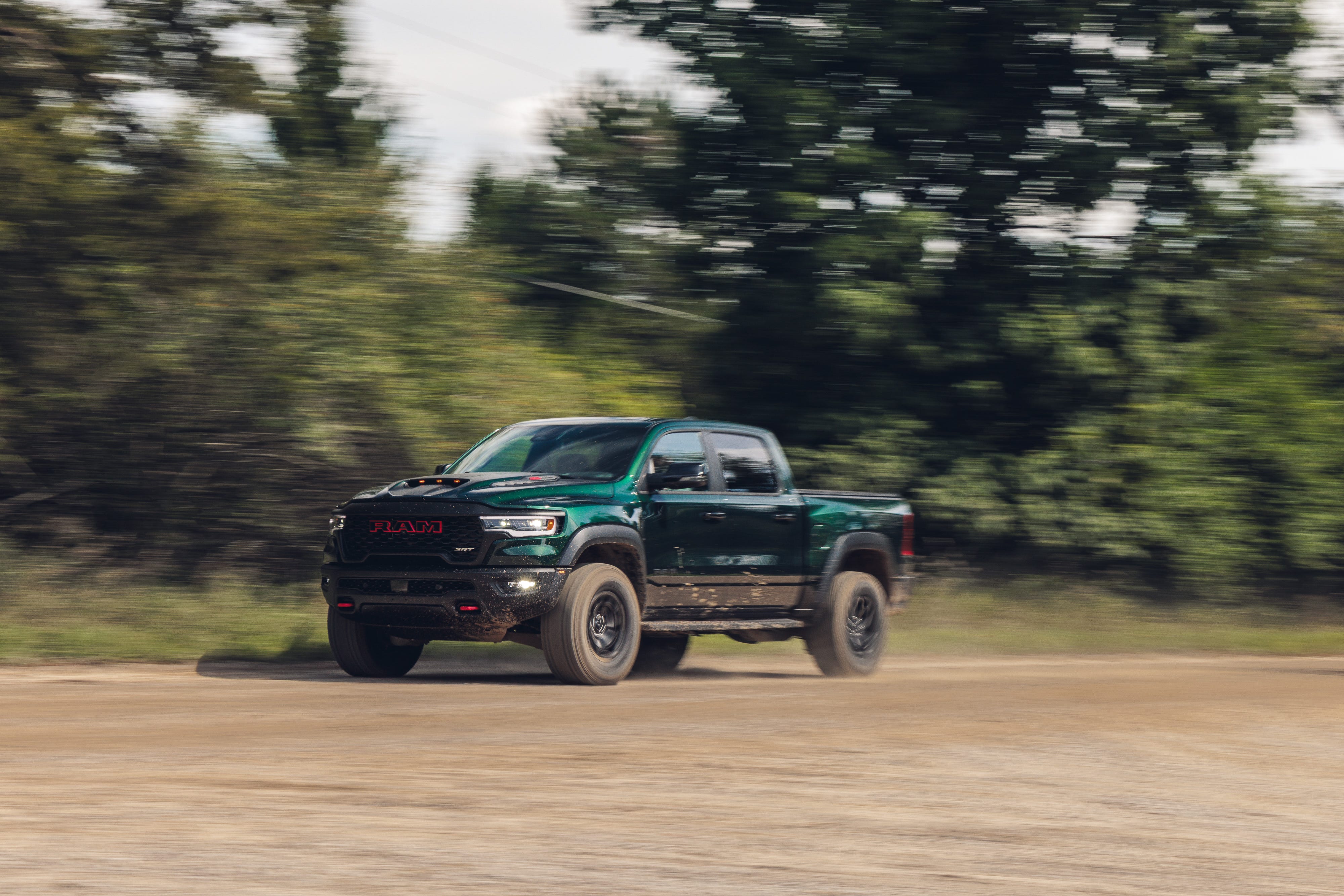 Ram 1500 TRX SRT Benzinli Pickup Özellikleri Nasıl? - fotoğraf 8