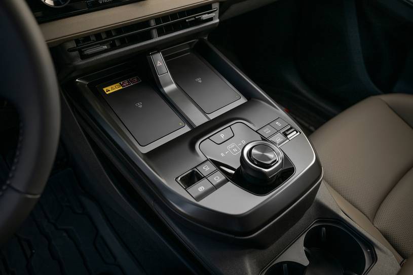 Toyota bZ Woodland Elektrikli SUV Özellikleri Nasıl? - fotoğraf 35