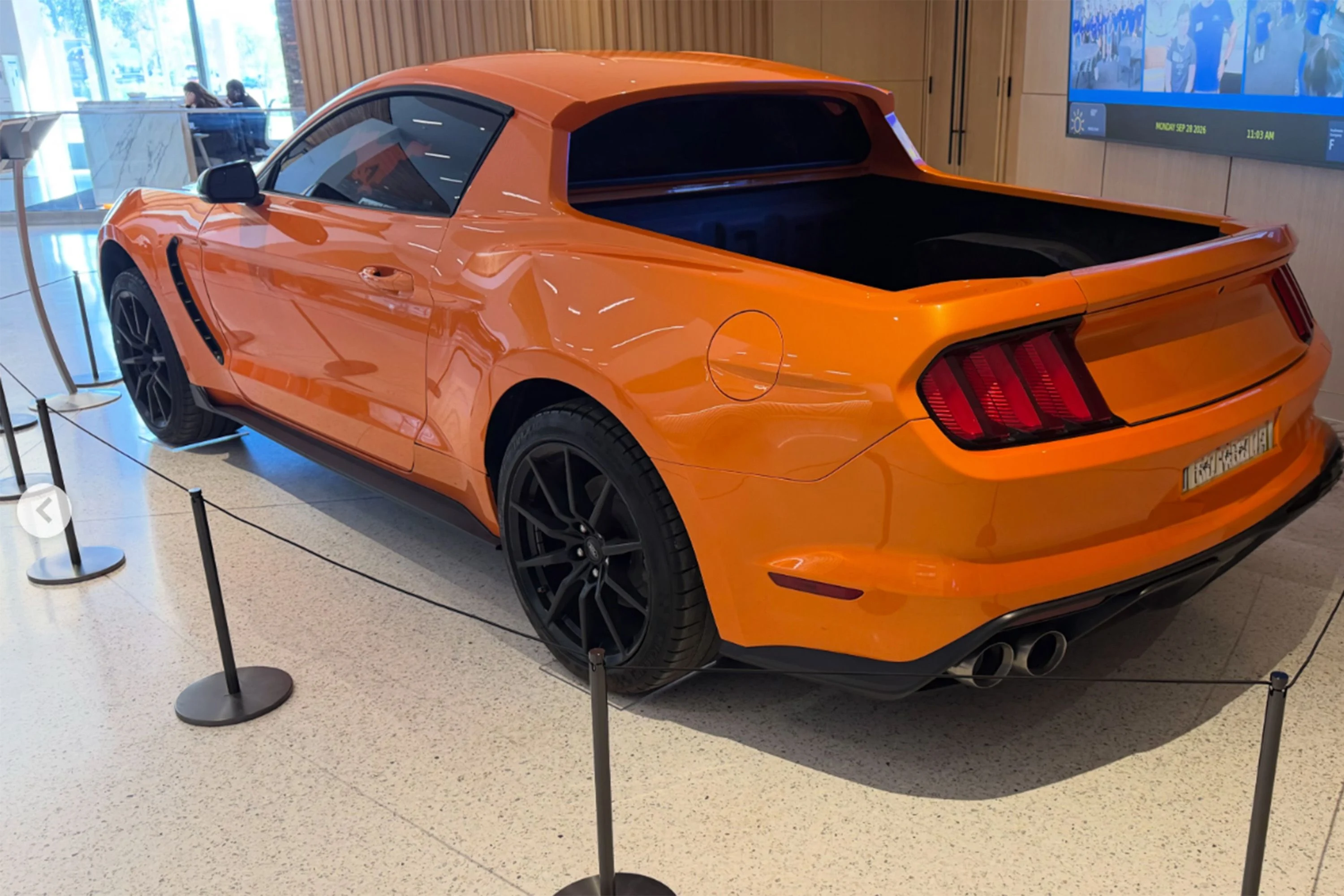 Yeni Ford Mustang Ute 2027 Pickup Tasarımı ve Özellikleri - fotoğraf 2
