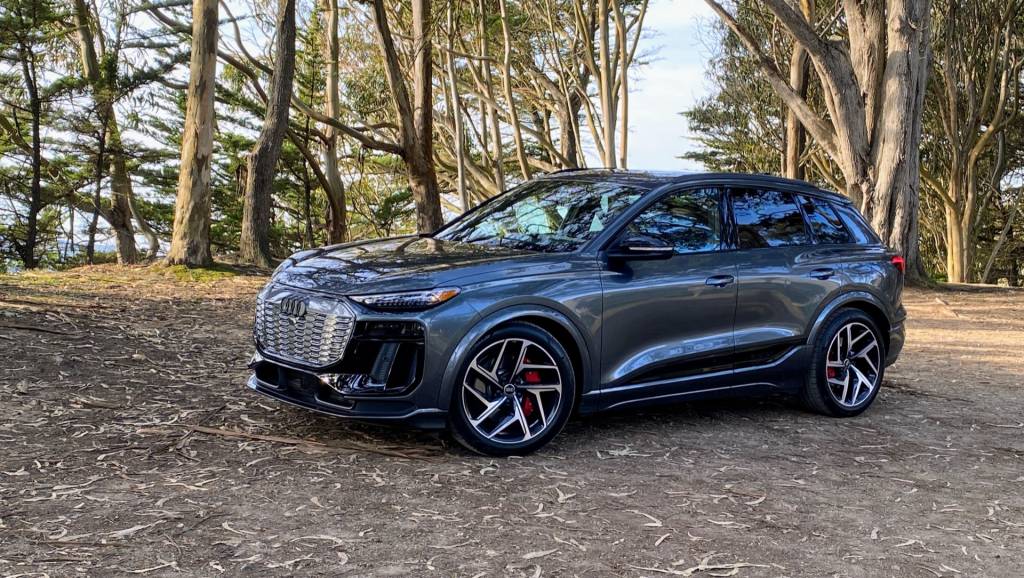 Audi Q6 e-tron Elektrikli SUV: Rakipleri Karşısında Nasıl? - fotoğraf 35