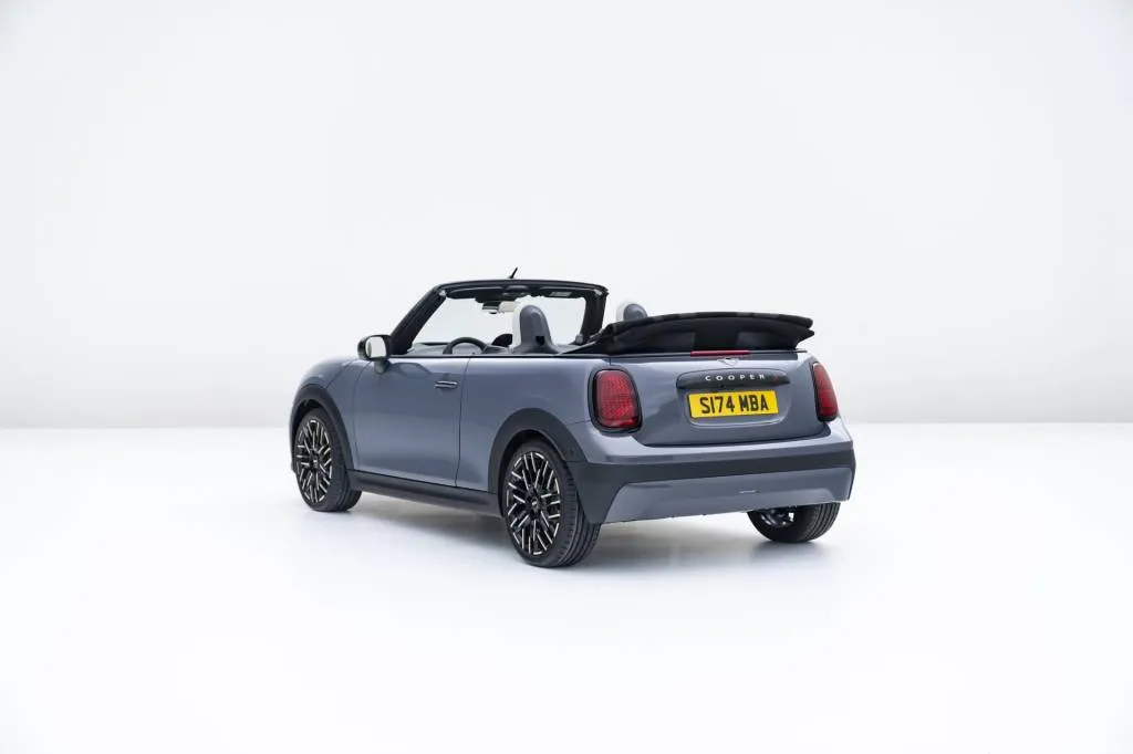 MINI Cooper Hardtop Benzinli Alınır mı? - fotoğraf 51