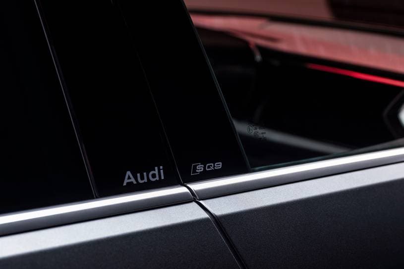 2027 Audi SQ9 Benzinli SUV Motor Gücü ve Performansı Nasıl? - fotoğraf 22
