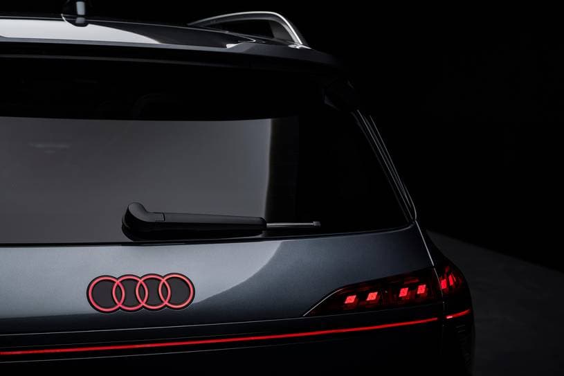 2027 Audi SQ9 Benzinli SUV Motor Gücü ve Performansı Nasıl? - fotoğraf 23