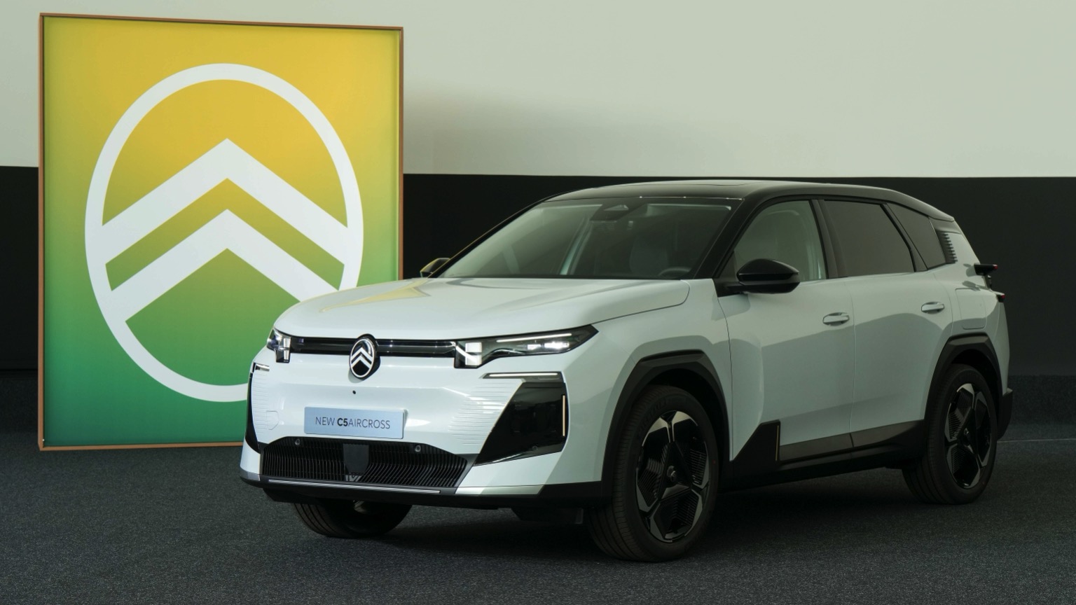 Citroen C5 Aircross Elektrikli Menzili Yeterli mi? - fotoğraf 14
