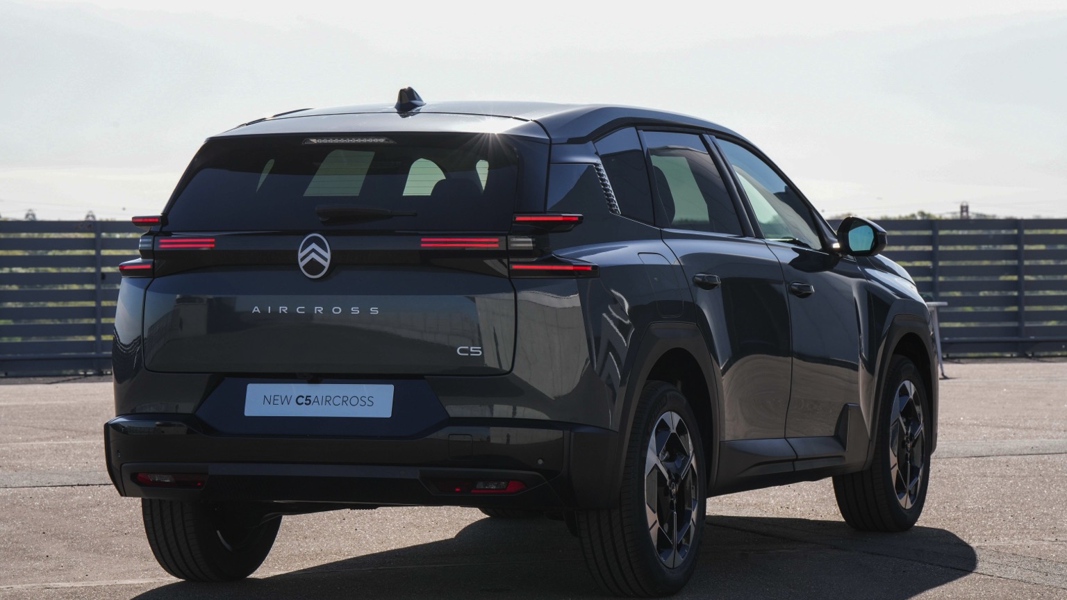 Citroen C5 Aircross Elektrikli Menzili Yeterli mi? - fotoğraf 18
