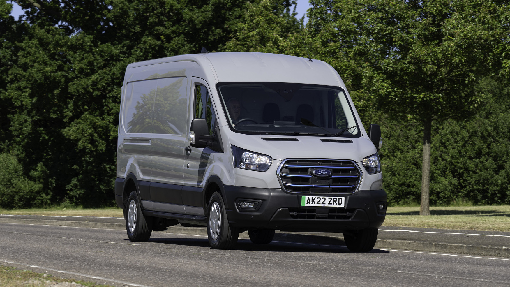 Ford E-Transit Cargo Van Elektrikli mi? - fotoğraf 4