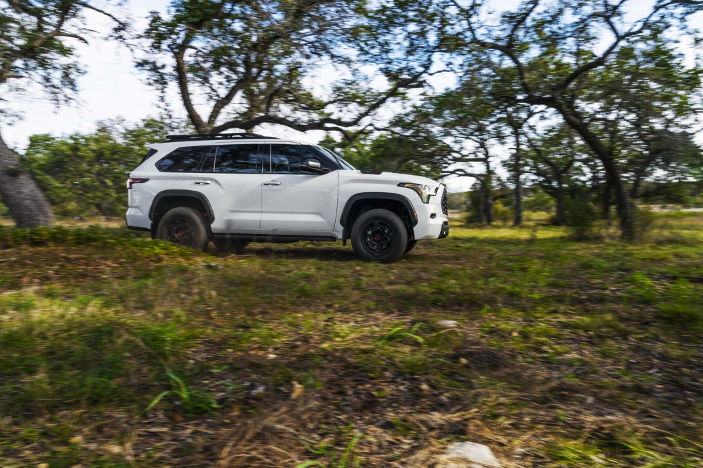 Toyota Sequoia Hibrit Kimler İçin Uygun? - fotoğraf 15