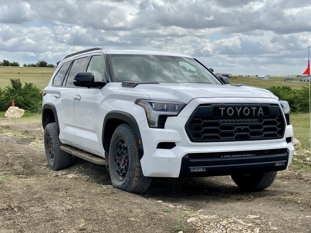 Toyota Sequoia Hibrit Kimler İçin Uygun? - fotoğraf 24