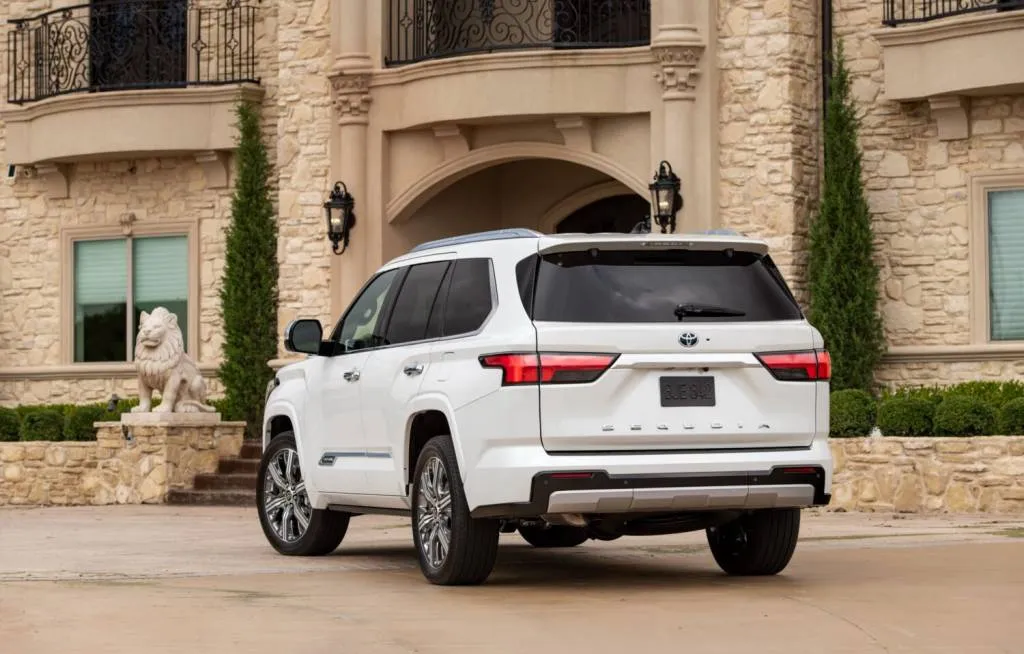 Toyota Sequoia Hibrit Kimler İçin Uygun? - fotoğraf 57