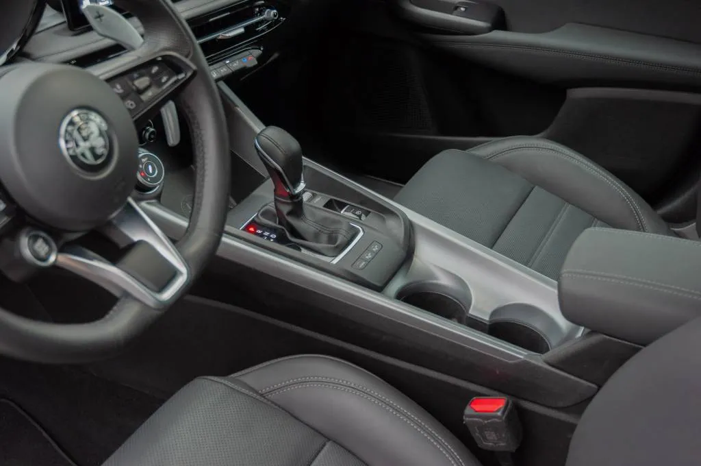 Alfa Romeo Tonale Incelemesi: Benzinli SUV Ne Sunuyor? - fotoğraf 67