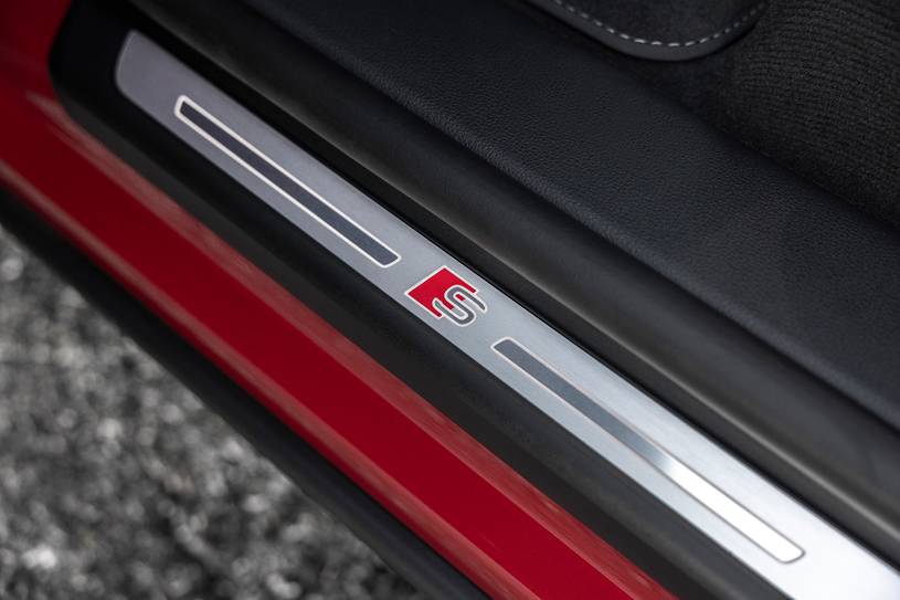 Audi SQ8 Benzinli SUV Kime Uygun? - fotoğraf 46
