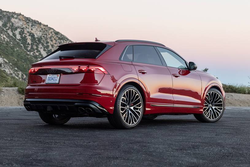 Audi SQ8 Benzinli SUV Kime Uygun? - fotoğraf 6
