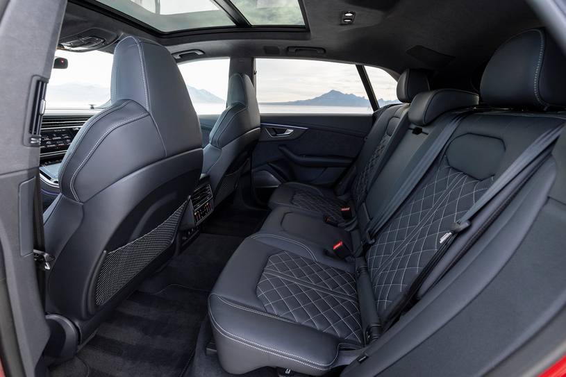 Audi SQ8 Benzinli SUV Kime Uygun? - fotoğraf 60