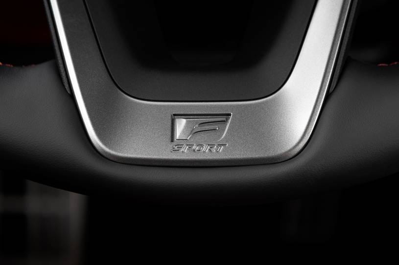 Lexus IS Benzinli Türkiye’de Satışta mı? - fotoğraf 26