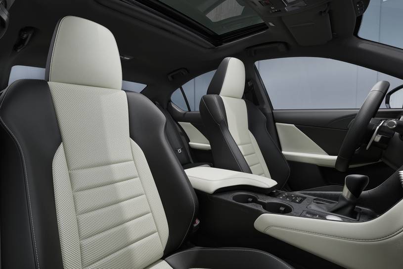 Lexus IS Benzinli Türkiye’de Satışta mı? - fotoğraf 28