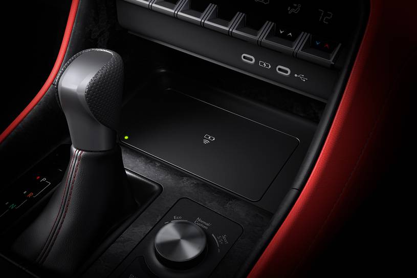 Lexus IS Benzinli Türkiye’de Satışta mı? - fotoğraf 31