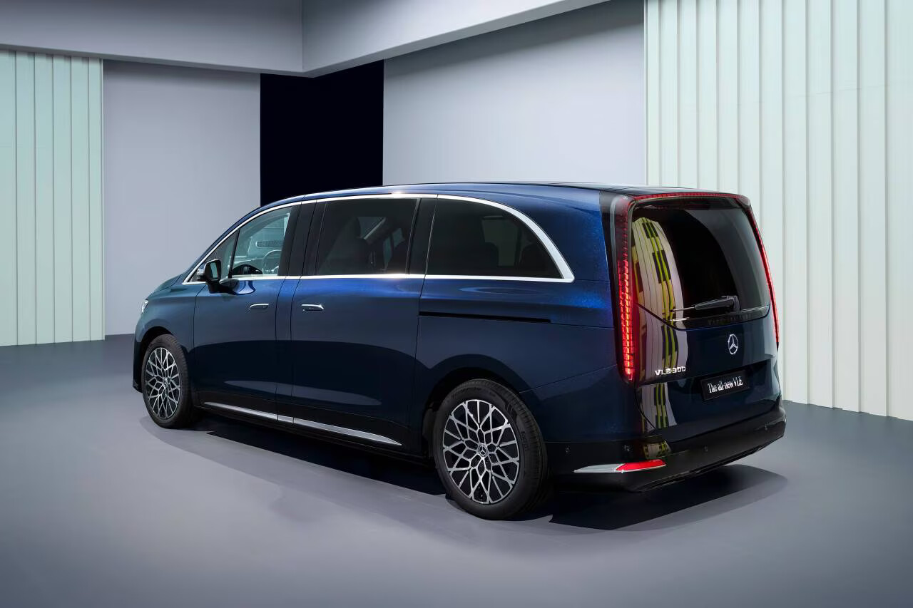 2027 Mercedes-Benz VLE: Elektrikli Lüks MPV - fotoğraf 2