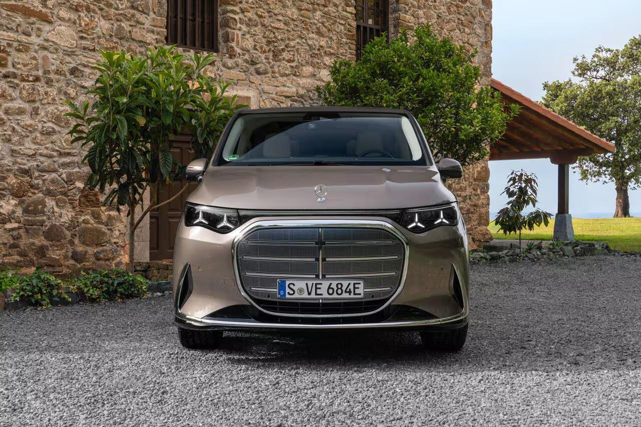 2027 Mercedes-Benz VLE: Elektrikli Lüks MPV - fotoğraf 6