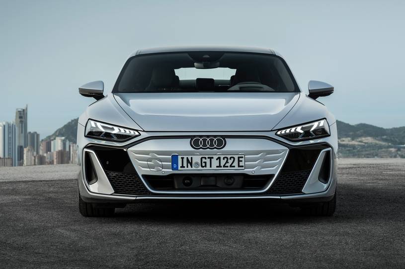 2026 Audi S e-tron GT İncelemesi: Güç ve Menzil - fotoğraf 16