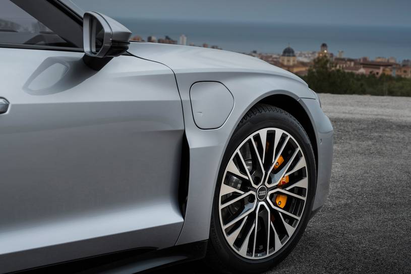 2026 Audi S e-tron GT İncelemesi: Güç ve Menzil - fotoğraf 22
