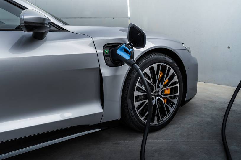 2026 Audi S e-tron GT İncelemesi: Güç ve Menzil - fotoğraf 23