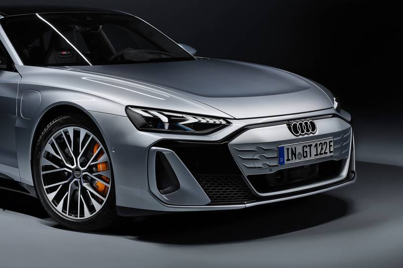 2026 Audi S e-tron GT İncelemesi: Güç ve Menzil - fotoğraf 24