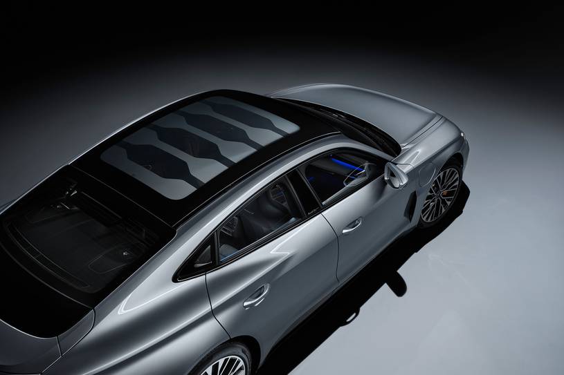 2026 Audi S e-tron GT İncelemesi: Güç ve Menzil - fotoğraf 26