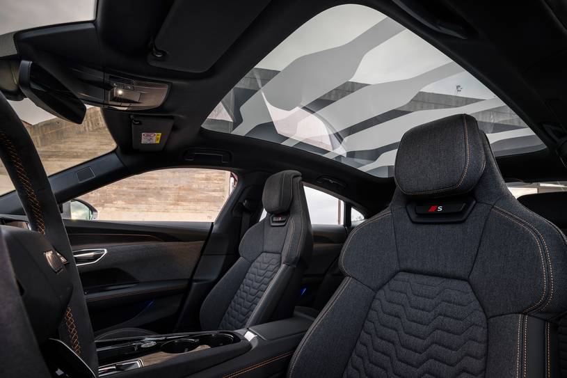 2026 Audi S e-tron GT İncelemesi: Güç ve Menzil - fotoğraf 35