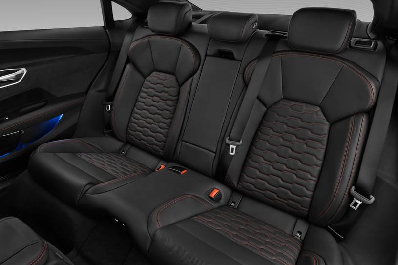 2026 Audi S e-tron GT İncelemesi: Güç ve Menzil - fotoğraf 41