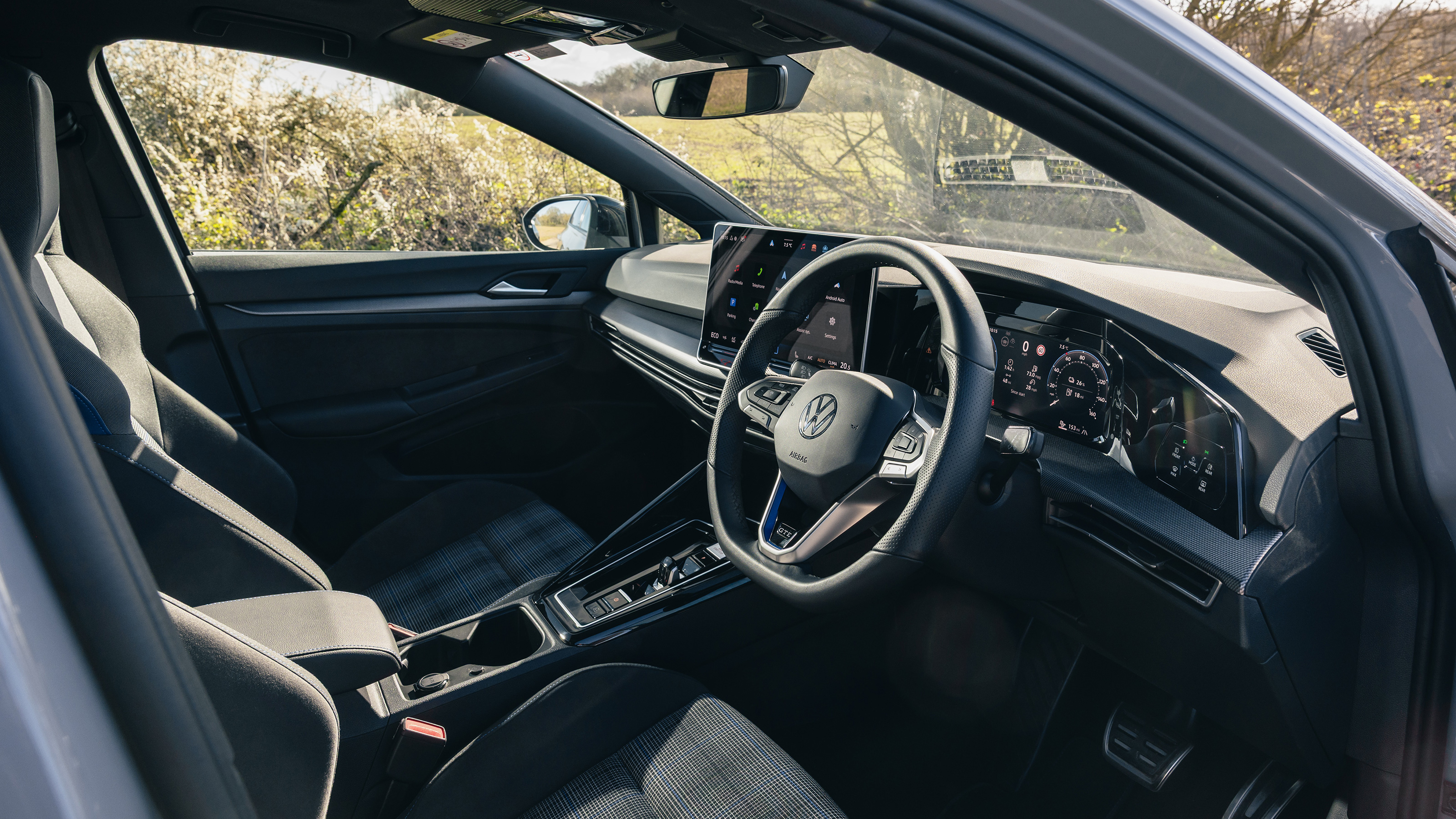 2027 Volkswagen Golf GTE Hibrit Kimler İçin Uygun? - fotoğraf 10