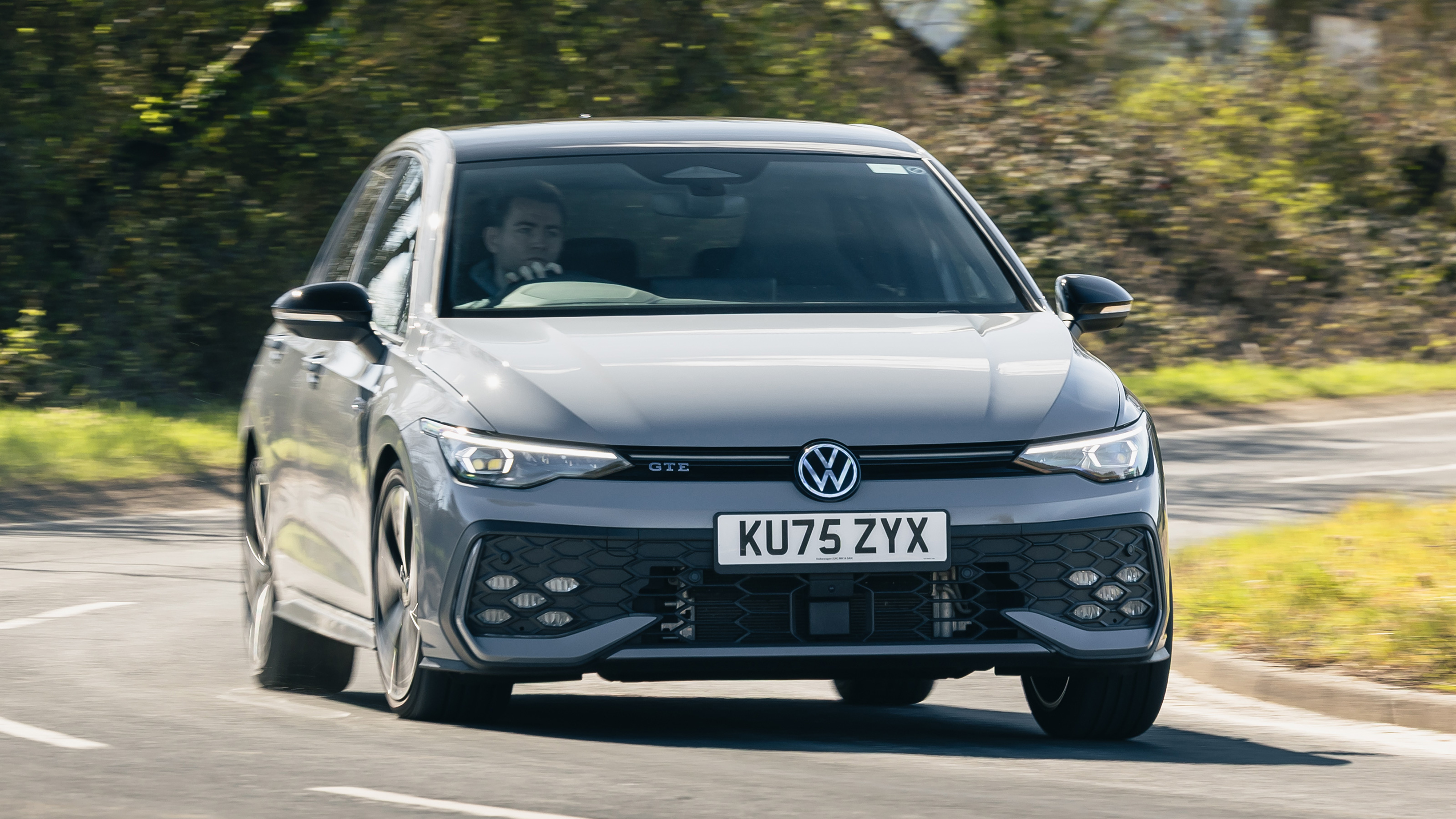2027 Volkswagen Golf GTE Hibrit Kimler İçin Uygun? - fotoğraf 17